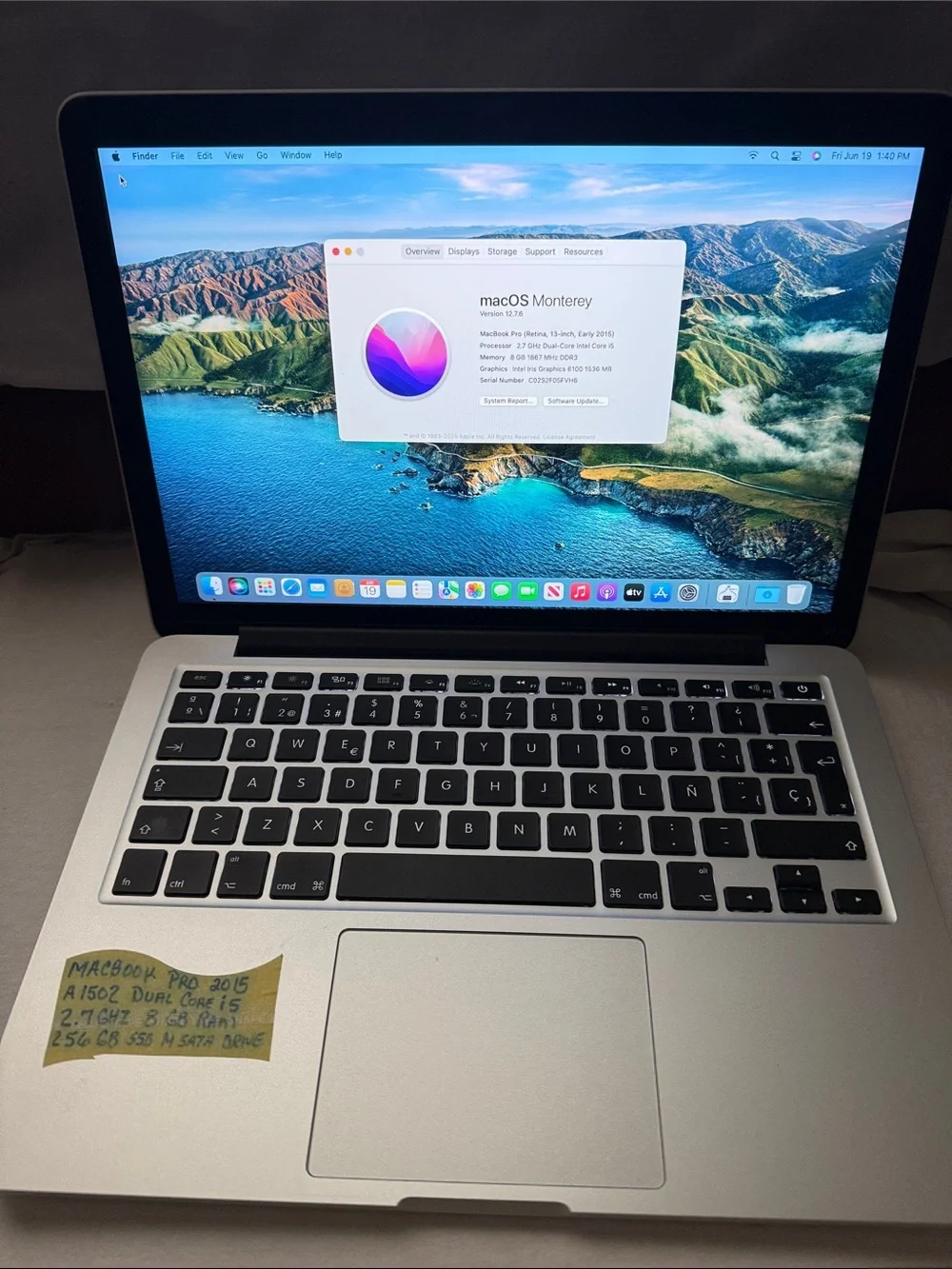 Apple MacBook Pro in Silver with Black Keyboard